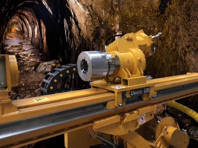 普華英工UX800全液壓坑道鉆機圖3