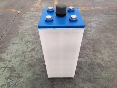 防爆牽引機(jī)車蓄電池D330KT圖2